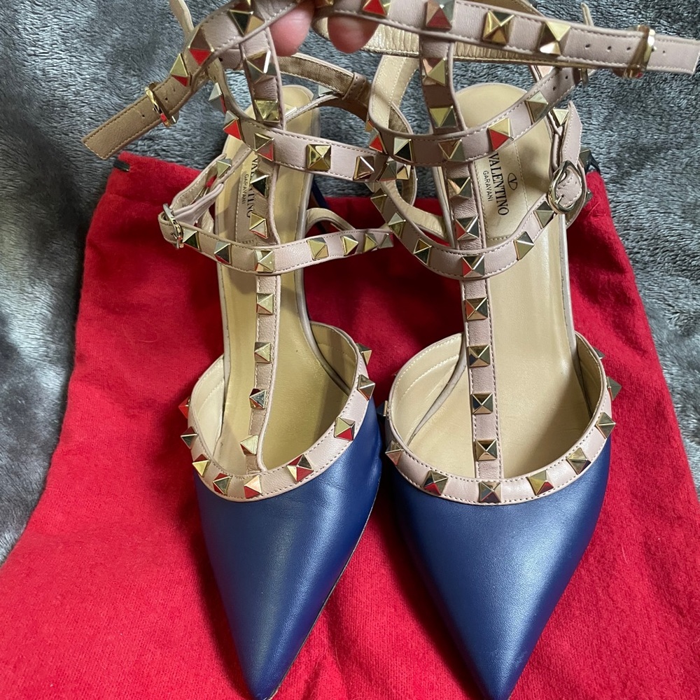 Valentino Rockstuds
